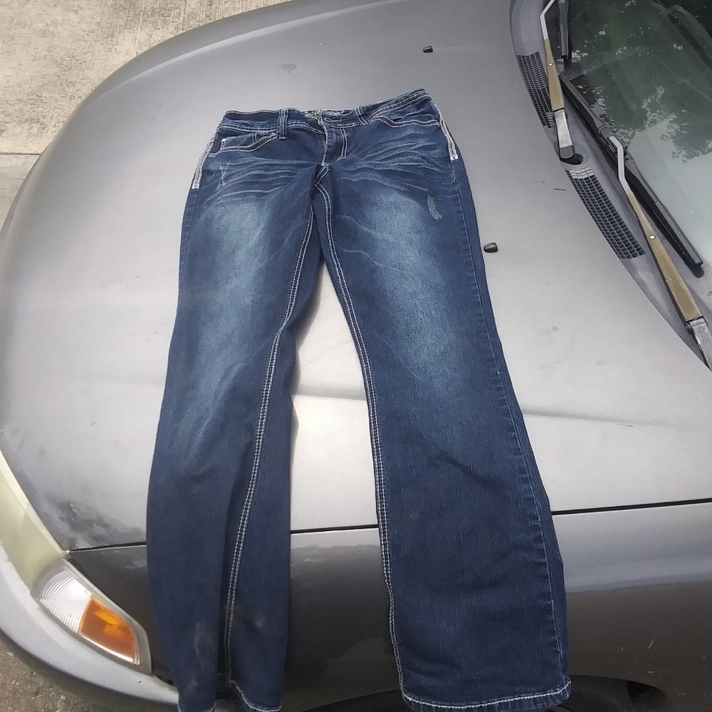 Revolt jeans